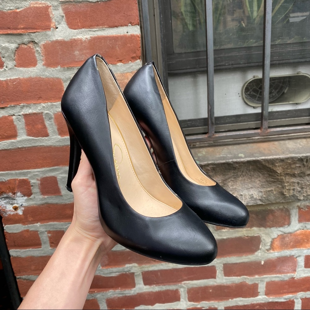 Black Jessica Simpson Pump Heels - size 6